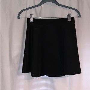 Black skater skirt